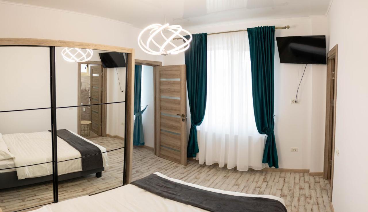Yzza Apartament 那沃达利 外观 照片