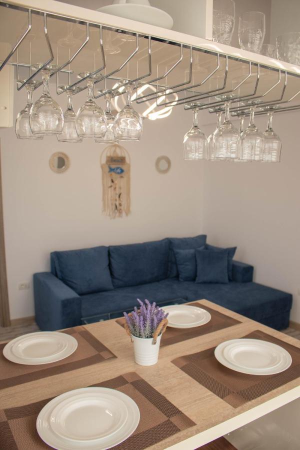 Yzza Apartament 那沃达利 外观 照片